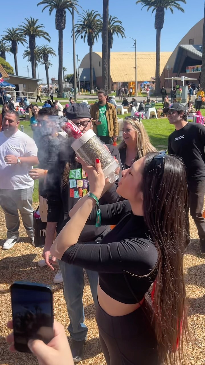 Not me, posting 2 weeks after HOF 😂
This one was special.
Over the years this industry has gone through the wringer. Shout out to every beautiful soul who has stuck it out and has come this far over the past few years. This game isn’t easy but it’s truly worth it.
Now, more than ever, we need people in this game who have their hearts in it. I always say this, but this plant will not tolerate the greed and egoism that is present in this industry.
The plant is beginning to speak for itself and as the years continue on, I believe everyone who is not in this for the right reasons will come to be forced out of this industry. We need people who understand that this plant is a medicine and a healer.
The way some people have tainted this plant and showed zero appreciation will not live on.
We must humble ourselves and give thanks for all that the plant provides us with and continue to fight for what’s righteous for the plant and for the people!
May the true pioneers of this industry win forever and may the weak and greedy fall away.
#HOF24 #womenincannabis #themarijuanamedium ✨🧿🪬🌱