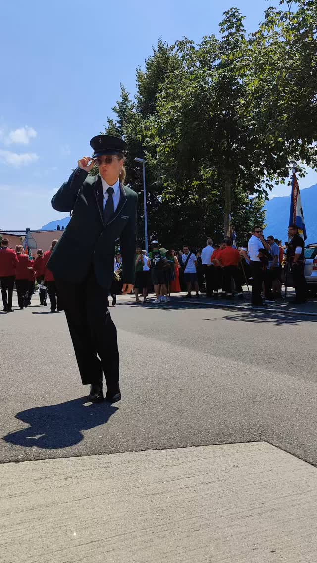 Unsere neue Uniform! 💚
#neuuniformierung2025 #neuerlook #mgwalchwil #walchwil #blasmusik