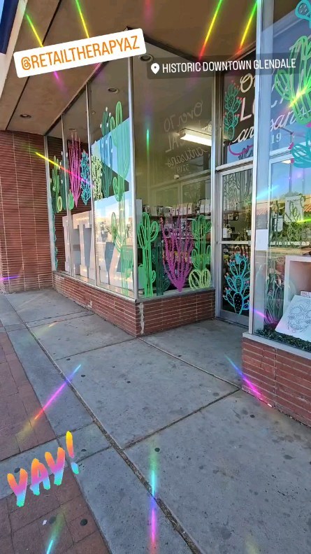 My paper made crafts are now in my 4th store!
#crafter #papermade #cactus