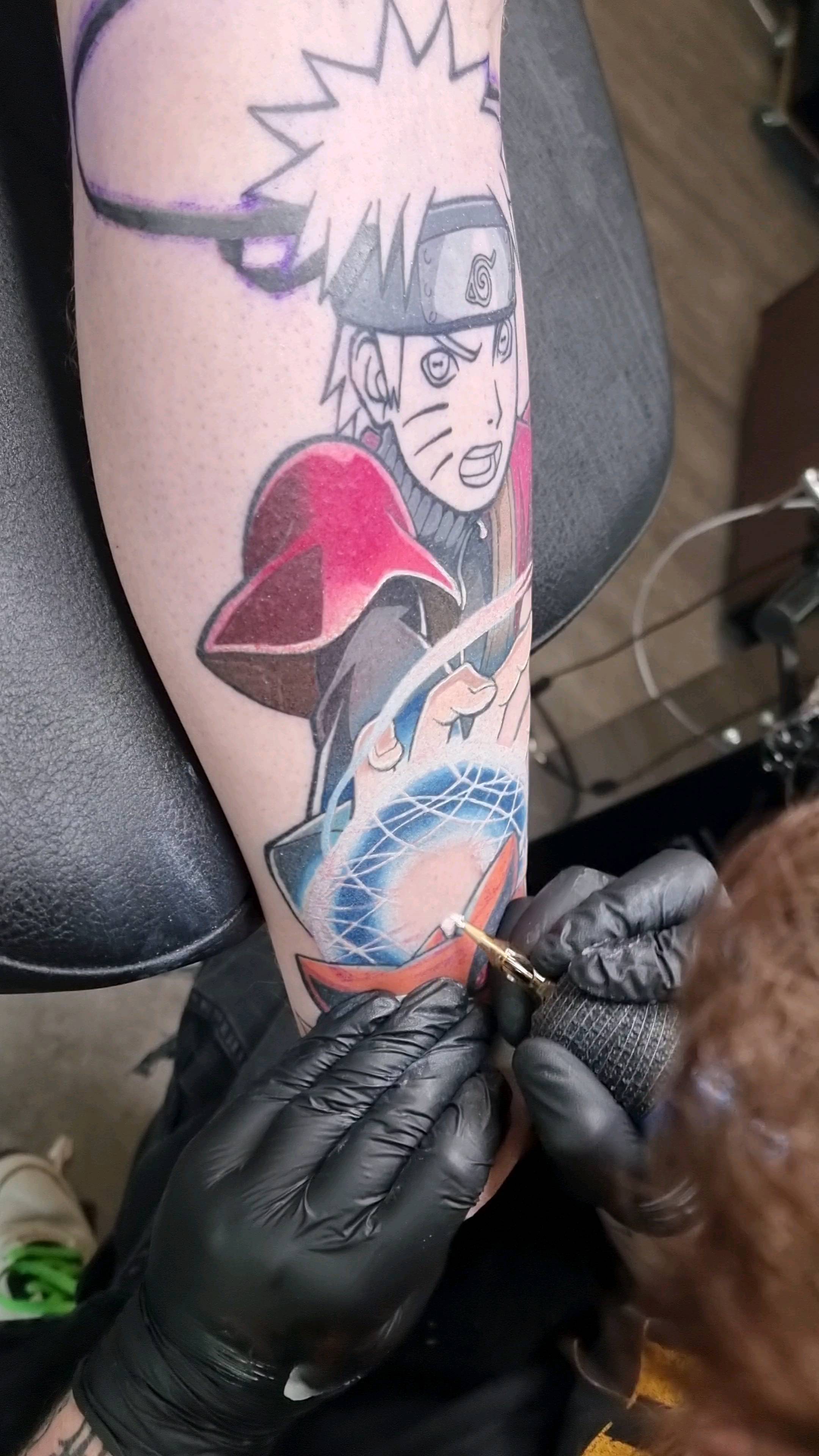 Good start on this Naruto sage mode 🖤 leg sleeve in progress @sven_lau 🫡
#animetattoo #animemasterink #narutoshippuden #narutotattoo #narutosagemode #colourtattoo