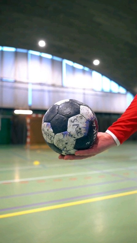 🤾🎯
#tvsolothurn #handball #balonmano #håndbold #satisfying #handballschweiz #handebol #handballmatch #handballpassion #handballworld #andebol #pallamano