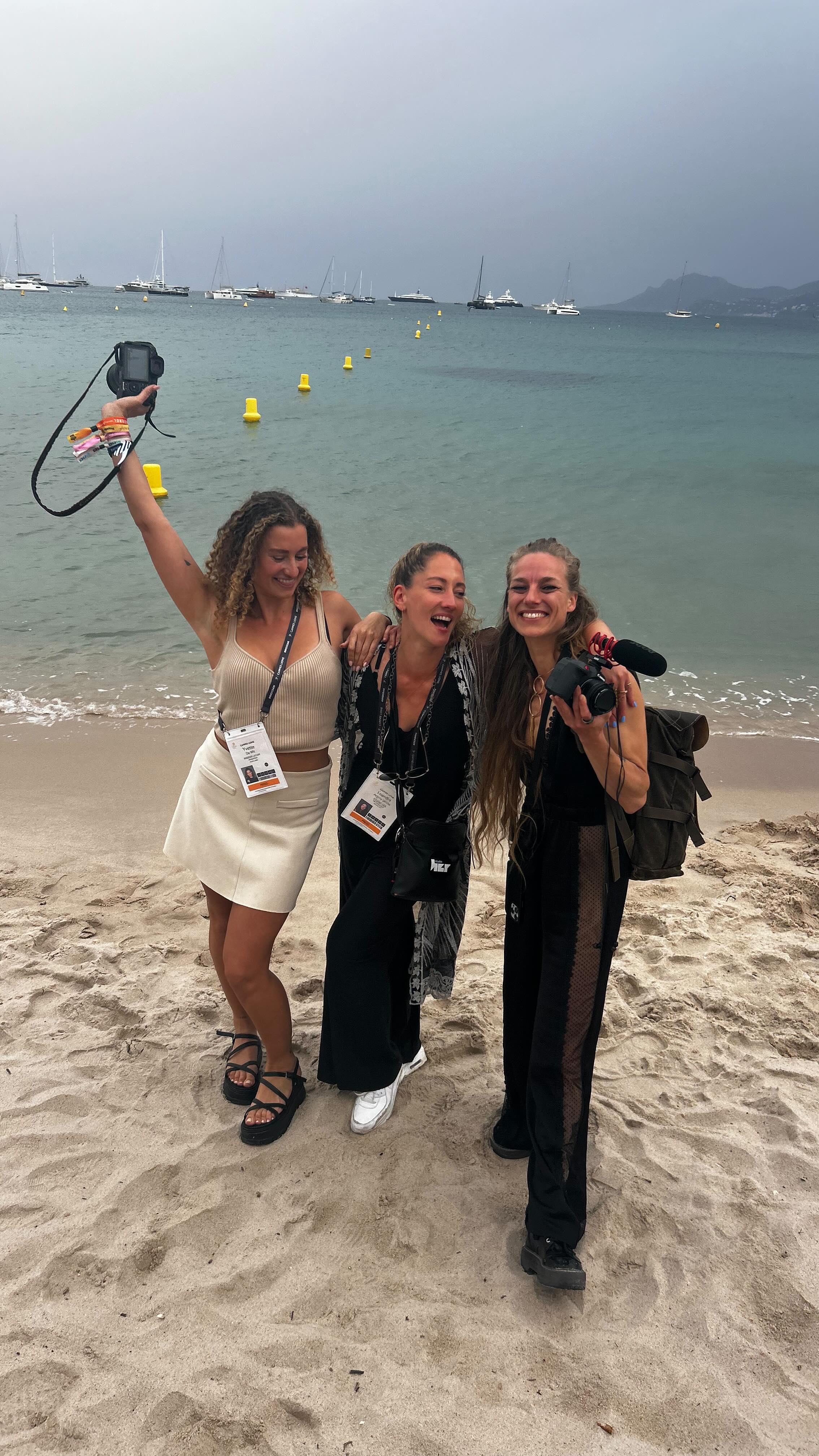 CANNES DAY 4-6
As we are very deep in post-production of our week in Cannes we wanted to share the behind the scenes from our last couple of days!
It was the ultimate balance between work and fun, and we are already looking forward to returning next year, even bigger and better 🎇🔥
CREW:
@leandra_arjonajacobi
@jitskenap
@cinemein
@yvettedewit
Thanks for the experience @embassyofdutchcreativity @cannes_lions @insiderlatamoficial @artbox_amsterdam @massivemusic @dentsucreativeams @weareraw_nl @adformatie