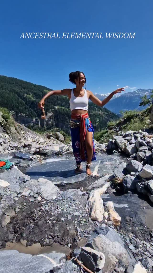 • ANCESTRAL ELEMENTAL WISDOM •
🦋 When I was spending time learning about African ancestral healing and their unique cosmology. I spent months and months becoming the elements. Learning by feeling through all of my senses.
🦋 The Spirit is the life force and the remembrance of Oneness. It must be put into movement to start to tell your body, heart and mind the ancient stories about true healing.
🦋 We can all spend more time in Nature. In silence, our senses wide open, curious, respectful, with a childlike awe & curiosity.
WATER dances, sings, heals, laughs, brings life, moves stuckness, allows flow and ease and much more.
🦋 When you dance and move your hips, you move your Womb, your inner waters and you gently warm up your inner fire. There is Alchemy happening in your Womb.
🌹 if you want to deepen your connection to Nature, to yourself, your inner Wisdom and to remember the universal language of Life, Love and healing - I support Women to reconnect, to slow down, to feel and to trust 🌹
Also announcing the next:
21 DAYS WOMB ORACLE 🤍
Online journey to reconnect to your feminine energy, intuition, inmer oracle and Womb wisdom l with the medicine of Cacao, Rose & therapeutic oils, baths and energy somatic practices.
LINK IN BIO
DM for more infos
@kalokura_medicine
.
.
.