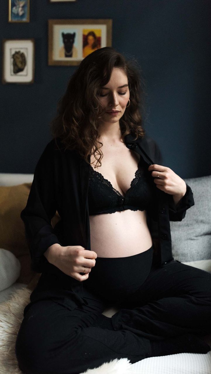 🌟 Neues Kapitel, neue Mission! 🌟
Neues Coaching-Angebot für Schwangere.
Mein Ziel ist es, einen Raum der Selbstfürsorge zu schaffen, in dem es nicht um die Vorbereitung auf die Geburt geht.
Hier geht es um die Transformation, Bedürfnisse und Gefühle der werdenden Mama. 🤰