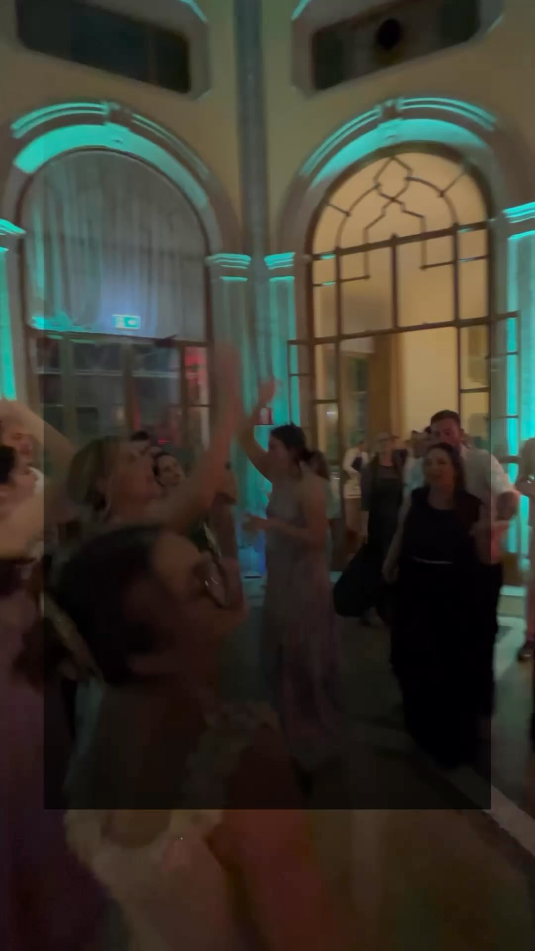 Weddingparty Deejay e Animazione
Deejay Set, Intrattenimento, Light Design e Fontane Luminose Show per Matrimoni ed Eventi.
#weddingdeejay #weddingpary #music #wedding
+39 392 4964392