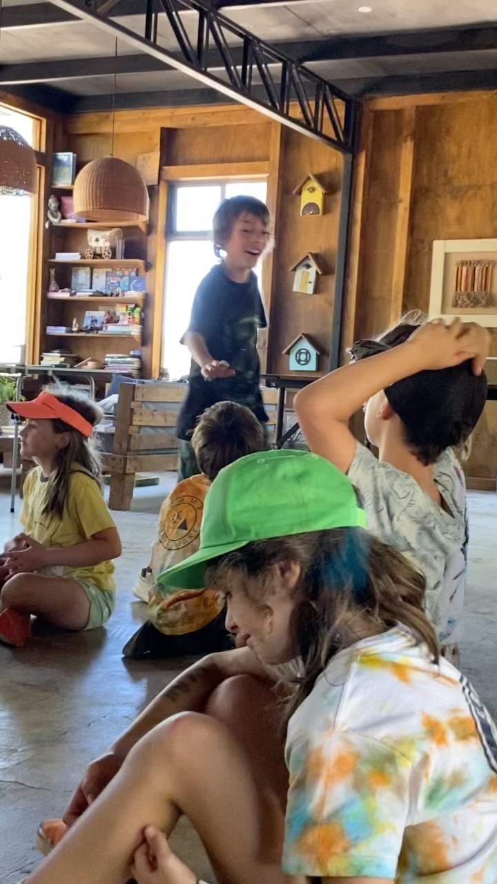 Sometimes the simplest activities are the best!
#duckduckgoose
#simplicity
#campmakemake