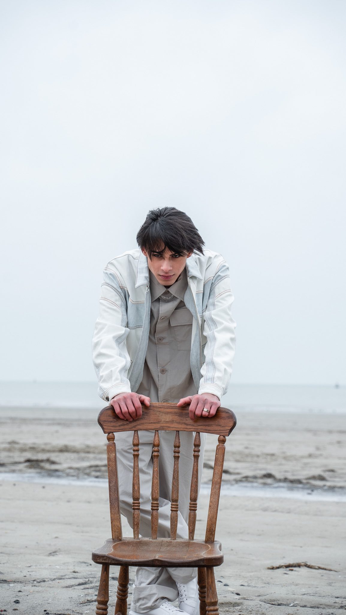 Make-up by @studio.ks___ and styled by the greatest @mila.svetovaa for the project of Iconvision Agency.
♾️ @iconvisionagency • Impactful Influencer management
➖ @gardianhasani as model for the brands below.
▪️ @arketofficial
▫️ @dondupofficial
Hosted by @iconvisionagency
Styling by @mila.svetovaa
Make up by @studio.ks___
#styleinspiration #styleblogger #transformation #reelsinstagra m #explorepage #instalike #modamasculina #winterstyle #fallf ashion #autumnlook #minimalhouse #minimalarchive #iconvisionagency