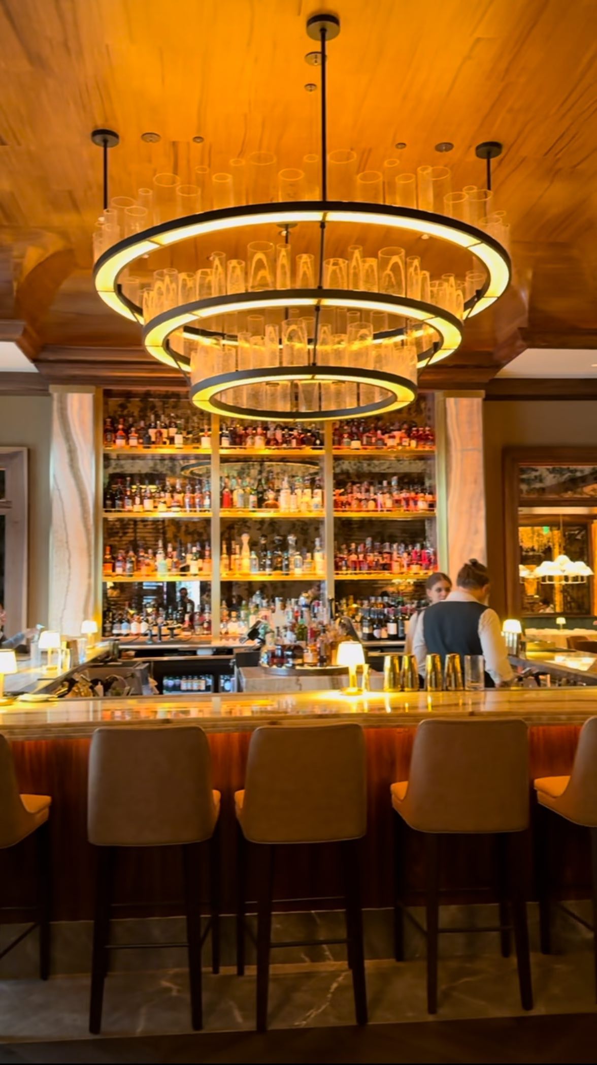 Realtor by day, Bartender by night at the Bygone. Come visit me on Fridays and Saturdays on the 29th floor of the four seasons! Shoutout to Juan for helping me win this cocktail competition and getting to enjoy an amazing lunch at the Ruxton steakhouse in harbor east. Definitely my new favorite classy lunch spot.
#theruxtonbaltimore #baltimorefoodscene #baltimorefoodie #eatwell #greatrestaurant #marylandfood #realtorlife #baltimorerealtor #marylandrealtor