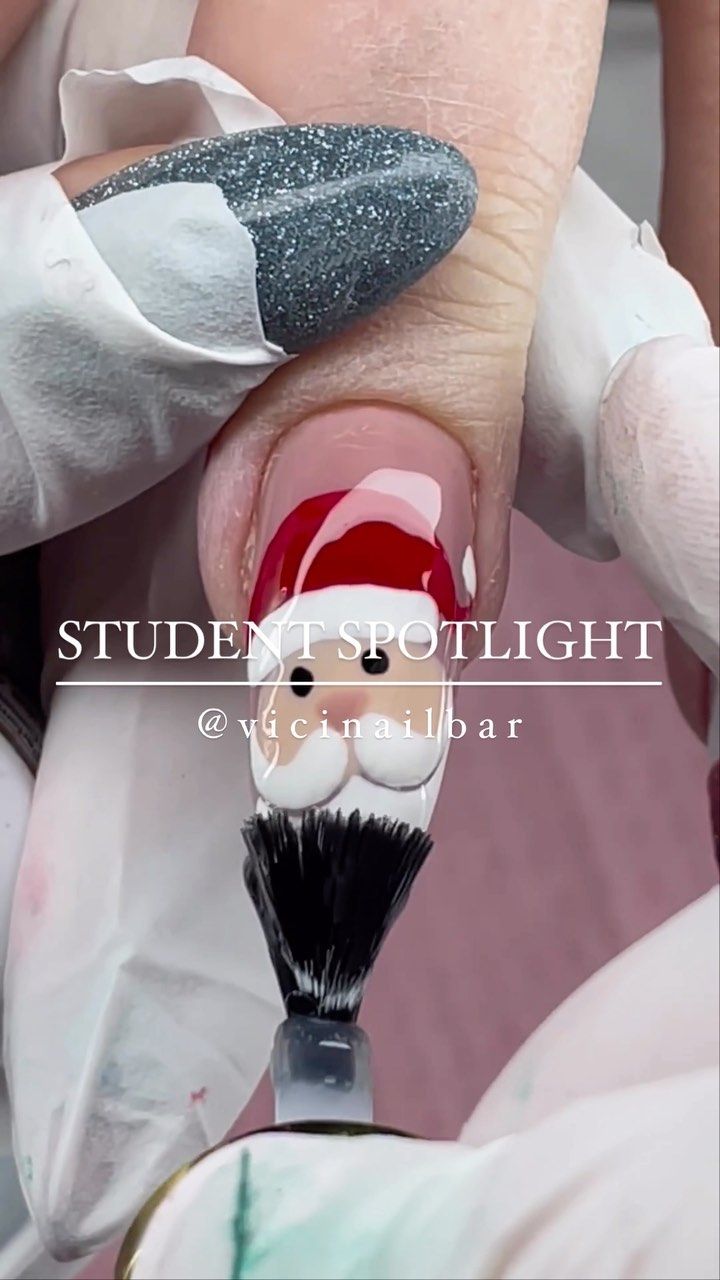 If you live in Calgary and youโre not following Celestial Alumni @vicinailbar run donโt walk! ๐๐ผโจ๐
๐ป