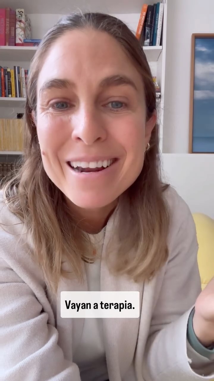 Flexibilizar y actualizar es lo que hacemos en terapia, de manera sutil y profunda vamos transformándonos en relación. No dejen de voltearse a ver y permitirse trabajar con eso que los limita.No es magia… es chamba… vayan a terapia, tomen la oportunidad 😊💫
.
#emotionalalchemy
#expandiendolaexperiencia
#psicoterapiagestalt
#emdr #trauma #gestalt #meditacion #psicoterapia #procesoterapéutico #transformacion