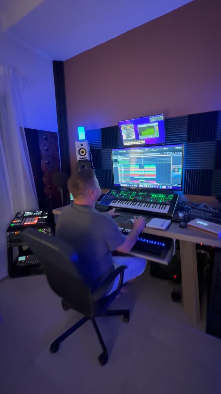 We have just released Shambhala with my friend @demarin_music aka @marcisax_dubaisaxophone on my label @inkognitorecords 😎 For this one we both used our other artist names : Miklian & DeMarin - since downtempo organic is not our main style, but we definitely enjoyed working on this one! 😎 Having a second artist profile is great to experiment with different stuff 😀 What is Shambhala?
“Shambhala” is the name of a mythical kingdom in Central Asia where the people enjoyed harmony, good health, and well-being. The basis for such an enlightened society is the people’s confidence and respect for inherent goodness, wisdom, and dignity—in themselves, in each other, and in society.