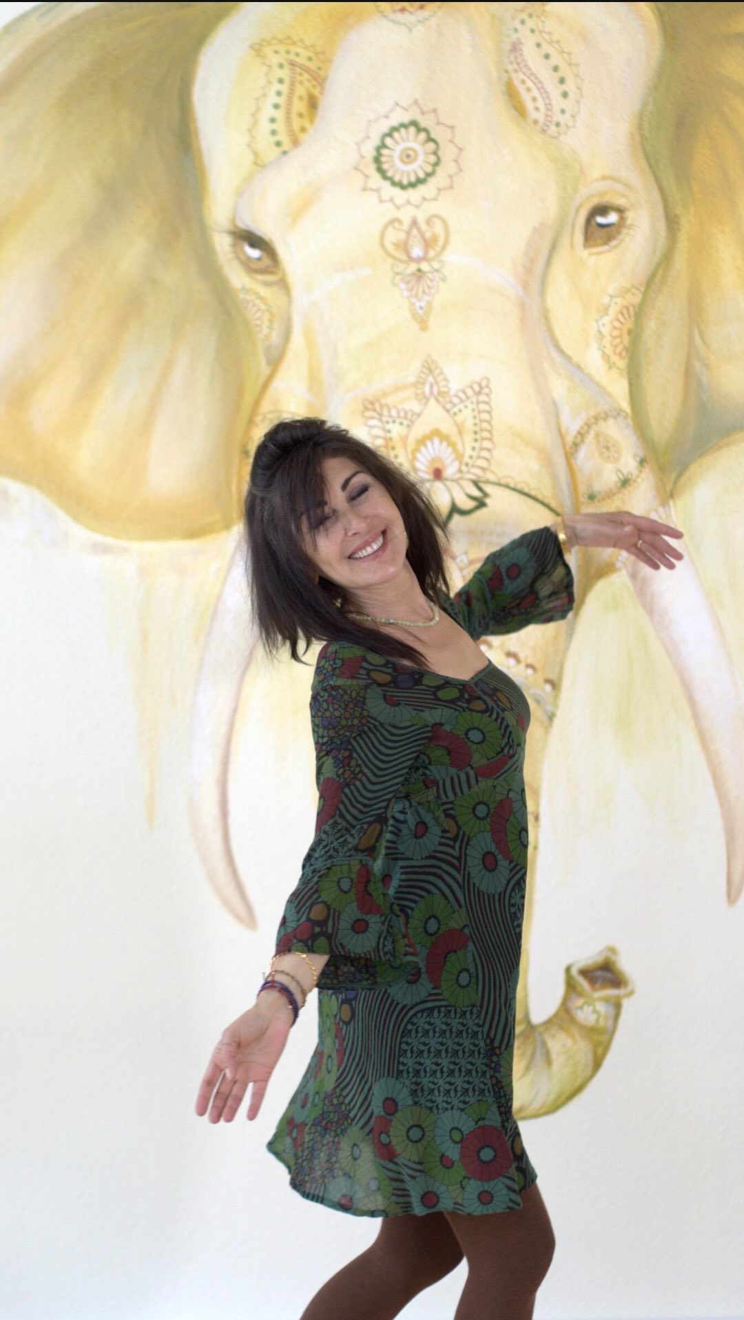 Lieben, morgen ist es soweit… Unsere neue Webseite geht online. Gerne könnt ihr uns eure Kommentare zukommen lassen… Es wird ganz bestimmt noch einige Tagen und Wochen dauern bis alles so dargestellt wird wie wir es uns vorgestellt haben. Ihr könnte zu den Kursen einfach vorbeikommen. Ohne euch anzumelden. Wir freuen uns sehr auf das Neue mit euch zusammen… Hier für euch ein mix aus Yogabar Momenten🍀😘🫶🏼
#neuewebsite #yogabochum #bochumyoga #autentisch #yogainspiration #pilates #reformer #nofake #realistisch #vinyasayoga #hathavinyasayoga #yogaimruhrgebiet #yogadortmund #yogawitten