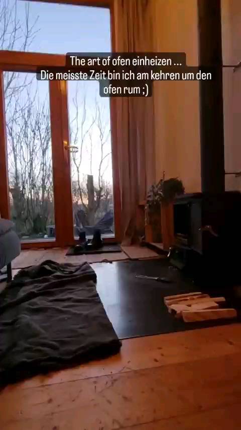 So heizt man unseren Hobbit Ofen im Tiny Escape in Delve ein.
#hobbitstove #tinyescape_de #tinyescapes #kurzurlaub #howto