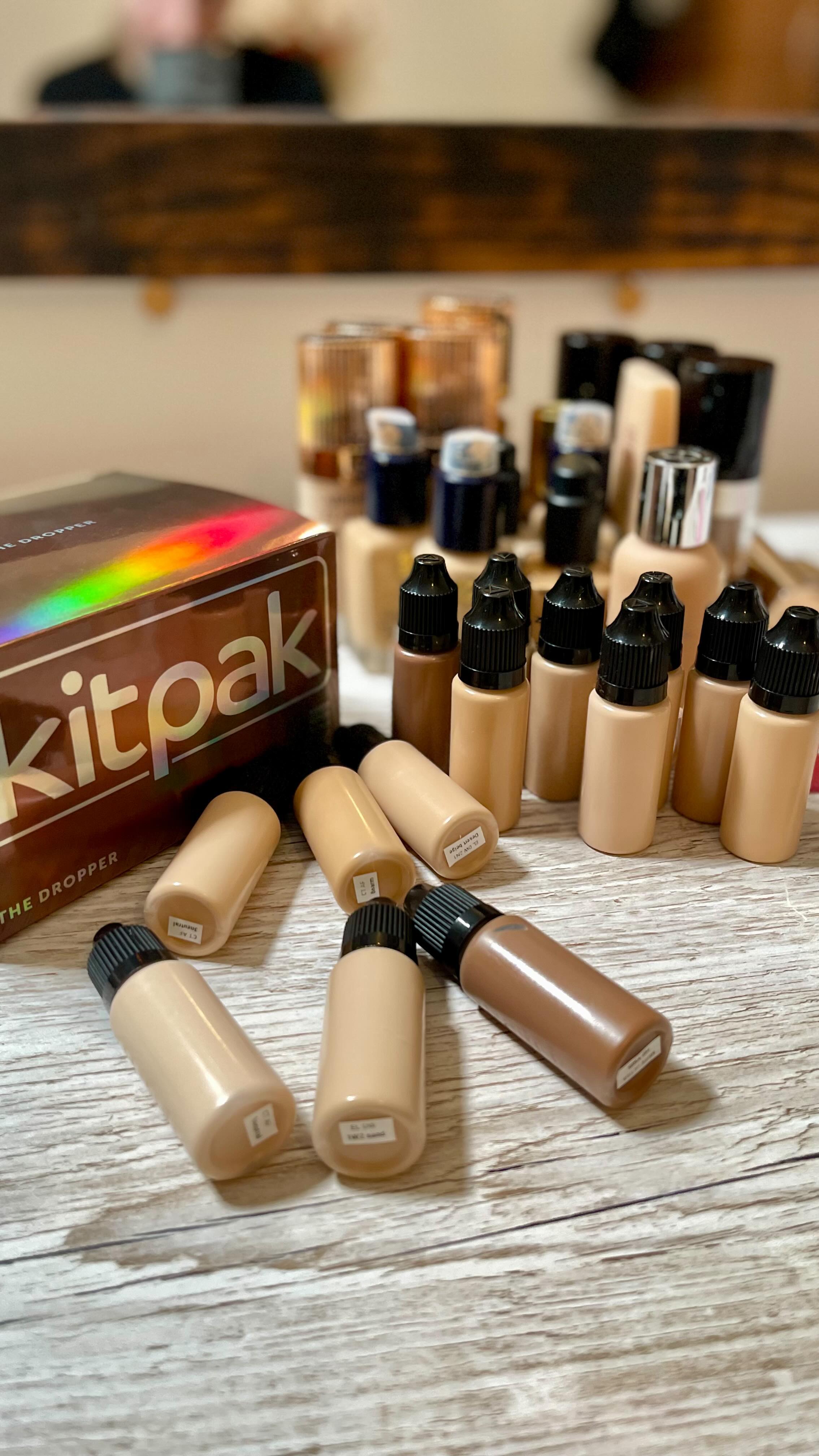 I’m absolutely obsessed with my downsized and depotted kit! 💄 It’s a work in progress, but let me tell you, it’s already changing the game for me! Thanks to @thekitpak , these droppers are total lifesavers! 💧 They’re like my secret weapon, helping me dispense just the right amount of product, so very little waste. And I’ve gotta give a shoutout to @depotchopra for the inspiration – my kit is seriously on fire now! Hygiene is non-negotiable for me. When you’re passionate about your craft, your kit becomes an extension of yourself, am I right? #KitObsessed #BeautyEssentials #PassionProject #makeupkit