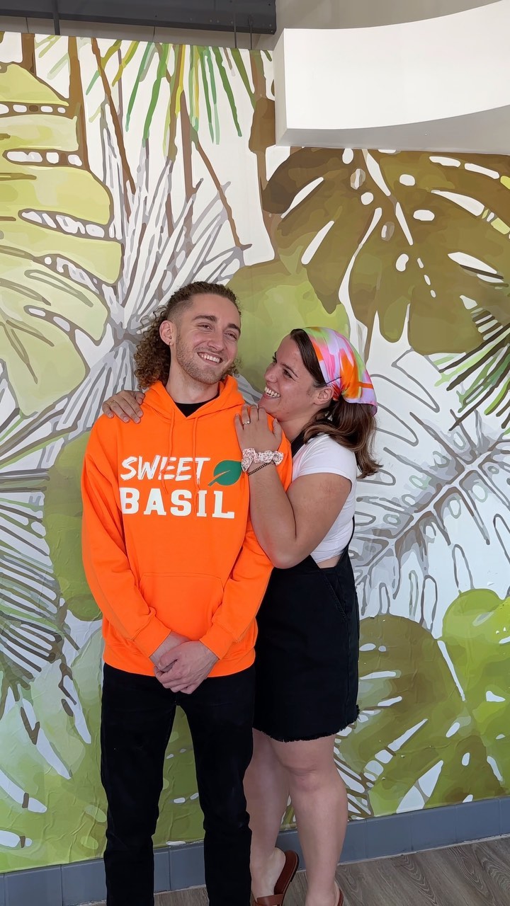 We had some fun with @lindsaystaytonphotography a few months ago and did a photoshoot! We adore her for capturing our family and staff portraits at the restaurant. We’ve updated our About Us section on our website so you can meet the family and will be posting some shots for you to see soon! Link in bio!
#sweetbasilmke #familybusiness #familyownedbusiness #familyownedrestaurant #familyownedandoperated #lindsaystaytonphotography #milwaukee #mke #smallbusiness #smallbusinessgrowth