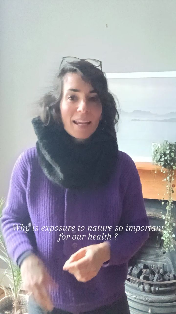 🇬🇧 Why is exposure to nature so important for our health ?
1) Promotes social interactions and 2) physical activity
3) Allows our body to produce vitamin D through contact with the sunlight
4) Participates in the balance of our immune system through contact with millions of microorganisms present in nature
5) Supports our mental health by reducing stress (tension and cortisol)
So ? Have you planned your Sunday stroll ?...😊🌳
#nutritionaltherapy #nutrition #nutritherapie #nutritioneducation #nature #naturelovers #health #naturalhealth #nutritionfacts