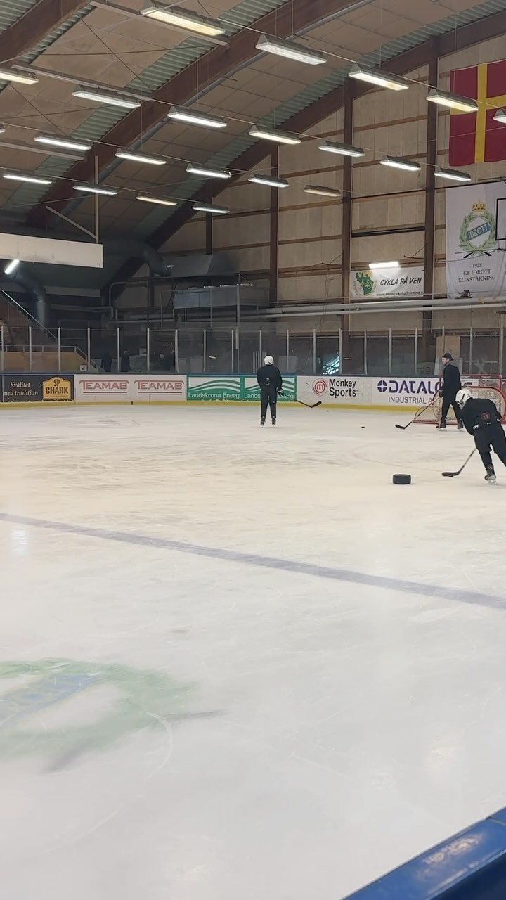 Ishockey på schemat idag 🏒