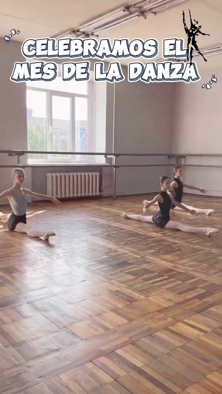 ¡Celebra el mes de la danza con nosotros! 💃🩰
Disfruta de un **50% de descuento** en las zapatillas de ensayo de media punta
Disponibles en tres colores:
🖤 Negro
🎀 Salmón
🌸 Rosa
¡No te lo pierdas! 🛍️✨
Para más información o pedidos, contáctanos al 📲 +569 9863 6953
**Promoción válida hasta el próximo lunes 7 de Abril**
#MesDeLaDanza #Descuento #ZapatillasDeDanza #Danza #MedioPunta #DanzaConEstilo #Ballet #Chile #Santiago #BalletEnChile #Ballet #regiones #envios #entregas