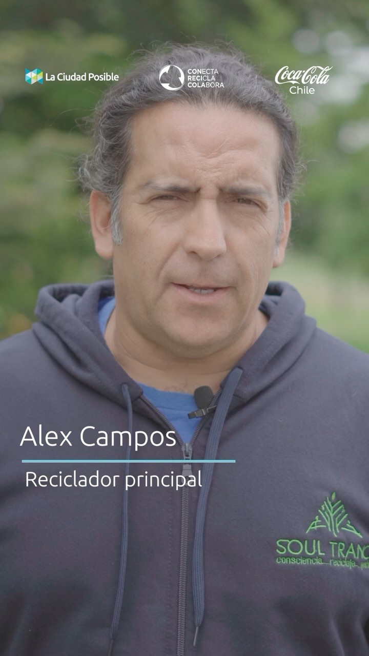 Apoyamos el crecimiento de los negocios de reciclaje. 💪♻️
Te presentamos a Alex Campos, gestor de residuos de @soultrance.reciclaje, quien ofrece su servicio de reciclaje en el litoral central. A través de su negocio, Alex contribuye al reciclaje y la sostenibilidad, y colabora con nosotros en #LaCiudadPosible a través del programa #ConectaReciclaYColabora, que desarrollamos junto a @cocacolacocl.
En este proceso, Alex ha trabajado con equipos multidisciplinarios para fortalecer su negocio. “Gracias al acompañamiento de La Ciudad Posible, hemos obtenido una visión diferente sobre lo que significa montar un emprendimiento de reciclaje, transformarlo en empresa, mostrar lo que estamos haciendo”, comenta.
Seguimos fortaleciendo alianzas y estrategias para mejorar la gestión de residuos y contribuir a un planeta más sostenible. ♻️🌎
¿Eres reciclador, gestor o municipio que recuperas plástico PET?
¡Contáctanos, únete y sé parte del cambio!
#UnChileSinResiduos #Sustentabilidad #Reciclaje #EconomiaCircular #PlasticoPET