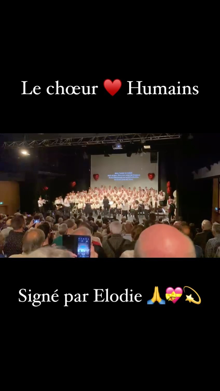 Une vague d’amour ♥️
Une magnifique vague d’amour a déferlé ce week end, a l’espace SENGHOR, au May sur Evre ❣️❣️❣️
La chorale de l’association HUMAINS, baptisée cette année « le chœurs humain a fait vibrer les cœurs à l’unisson 💗💓
Mais avant de vous en dire plus, nous souhaitions remercier et mettre à l’honneur une femme qui nous a fait le plaisir de venir nous accompagner sur scène ce week-end.
🙏🙏🙏🙏🙏🙏🙏🙏🙏🙏🙏🙏🙏🙏🙏Merci à toi Élodie BUTET, pour la beauté de tes gestes, pour la pureté de ton âme, pour ta gentillesse, ta joie de vivre, ta belle énergie et merci d’avoir signé plusieurs chansons pour le plaisir des chanteurs et des spectateurs.
Régalez vous avec ces quelques instants suspendus que nous venons de vivre 💝♥️❣️
#chorale #LSF # humains #amour universel #chants #bonheur