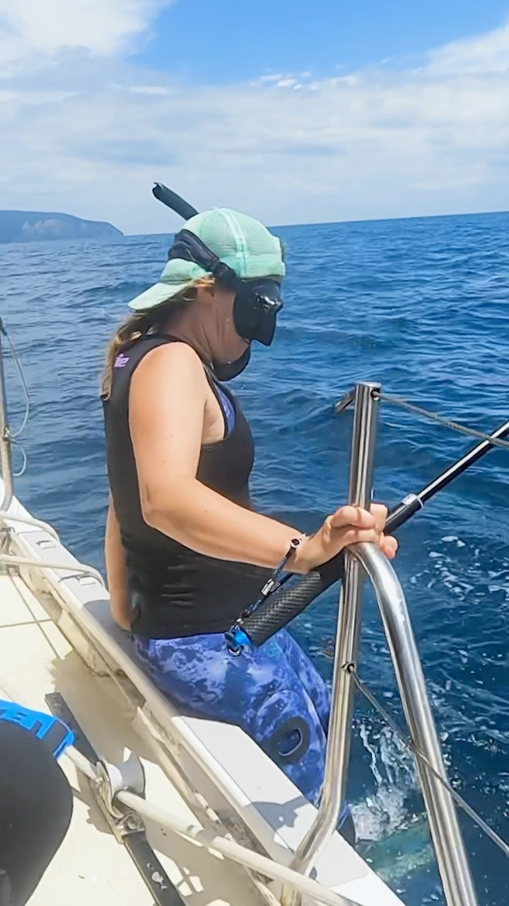 🎥 Manta Watch - Discovering Aotearoa’s Gentle Giants.
Get ready to dive into this adventurous, larger than life documentary! Jam packed with phenomenal manta footage & featuring interviews with an incredible array of scientists committed to studying, raising awareness and caring for these highly intelligent, globally endangered, gentle giants - you don’t wanna miss it!
Here at Salty Slate we couldn’t be more stoked to have produced this film alongside the team at @mantawatchnewzealand … go check out their awesome mahi for manta if you haven’t already!
For the full trailer, head on over to our website! 🦈