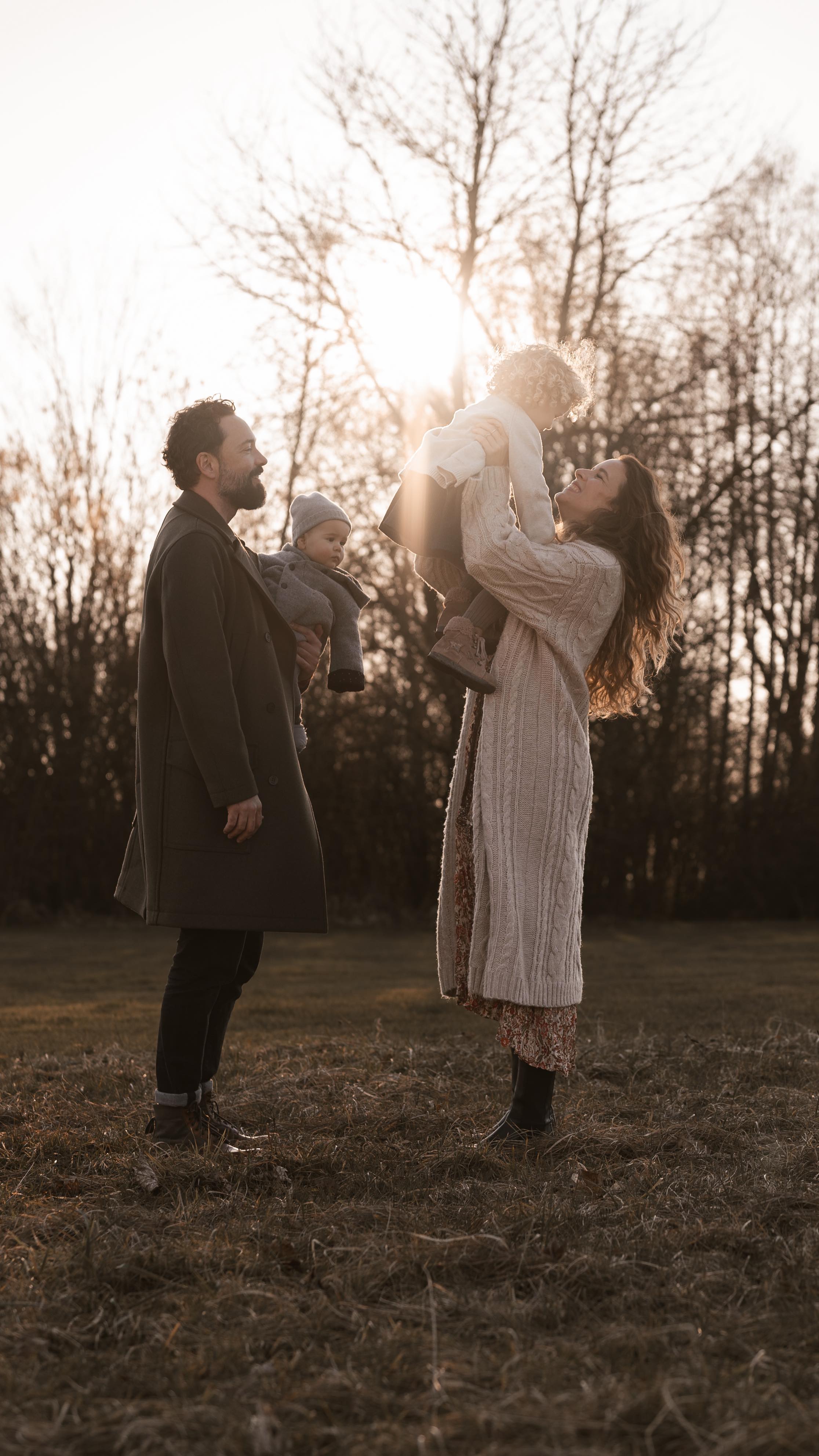 Mal wieder ein kleiner Einblick in meine Bildbearbeitung! Für mehr Infos rund um das Thema, hüpf mal rüber zu meinen Stories🤗
•
•
•
•
•
•
•
•
•
#familienreportage #beforeandafter #cuddletime #beforeandafteredit #parenthood #familienzeit #erinnerungenfürsleben #makingmemories #fotografinaargau #fotografinaarau #littlefamily #switzerland #schweizerfotografin #schweizerfotografen #swissphotographer #familienfotografin #familienshooting #aarau #familienglück #familienfotografinnenuntersichdach #familienbilder #familyportrait #familienfotos #familienfotoshooting #familienfotografinschweiz #familienfotografie #familienfotografinaargau