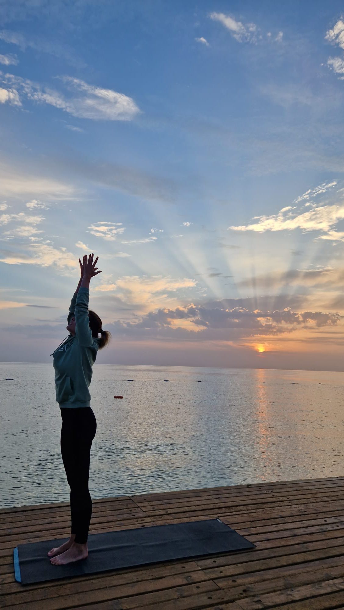 Einen wunderschönen Morgen und ein super Start mit Yoga in den Tag - TAG 3 im Sportplausch Camp in der Türkei.
#sportplausch #kuonisports #teamnbswitzerland #türkei #sunriseyoga