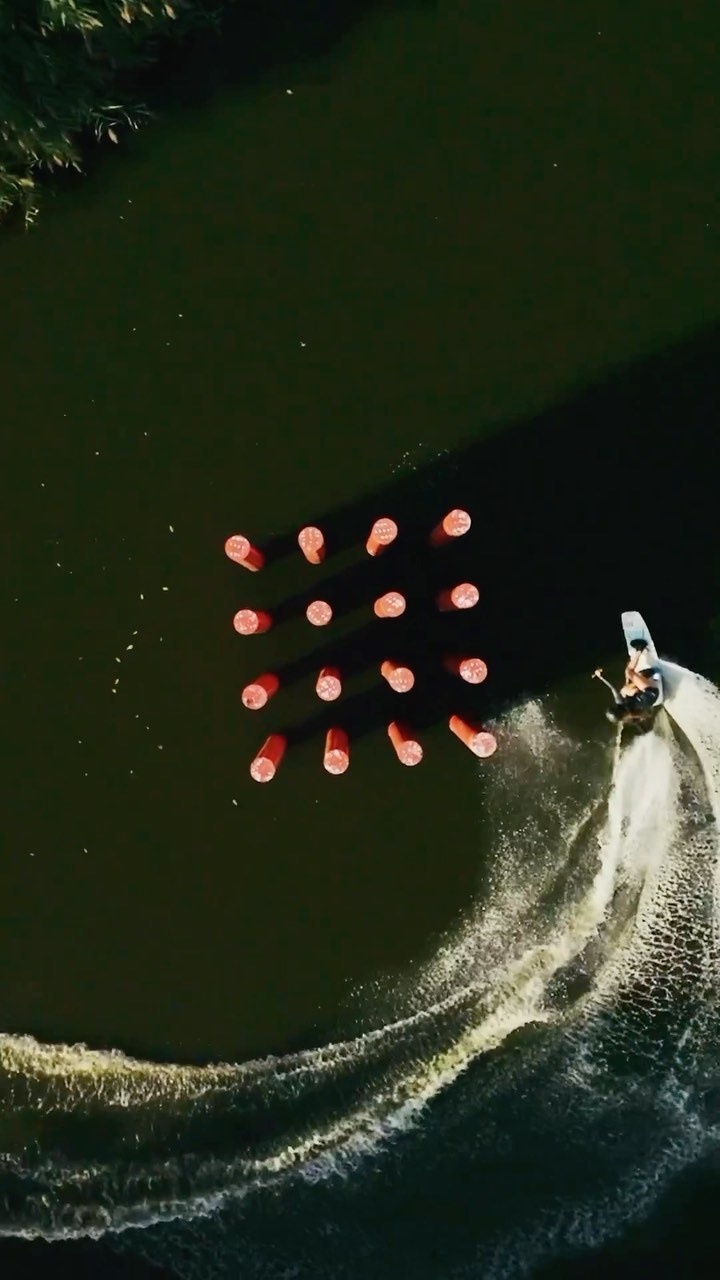 @elenabodi_ for @mysticboarding #
Backyard Brawl - Link in bio! 📺