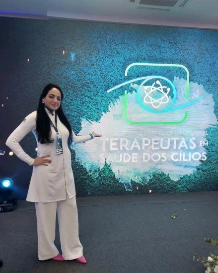 Um pouco do II Congresso Científico Internacional da Lash Terapeuta em Saúde dos Cílios 💚🙏 @ontopbrazil.
PORQUE " DOS SEUS CÍLIOS NÓS CUIDAMOS "'! 👁️👁️
.
.
.
.
.
.
.
#lashterapeutaemsaúdedoscílios #ciliososasco #lashterapeuta #saudeocular #saudedoscilios