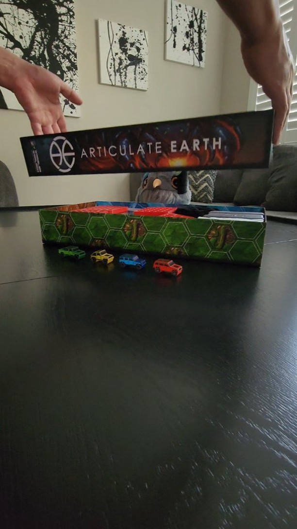Lets setup Articulate Earth for a fun-filled afternoon! 🤗🎲
#boardgames #warblerwarlockgames #articulateearth #tabletopgames #boardgamegeek #boardgame #gamefound #afternoon