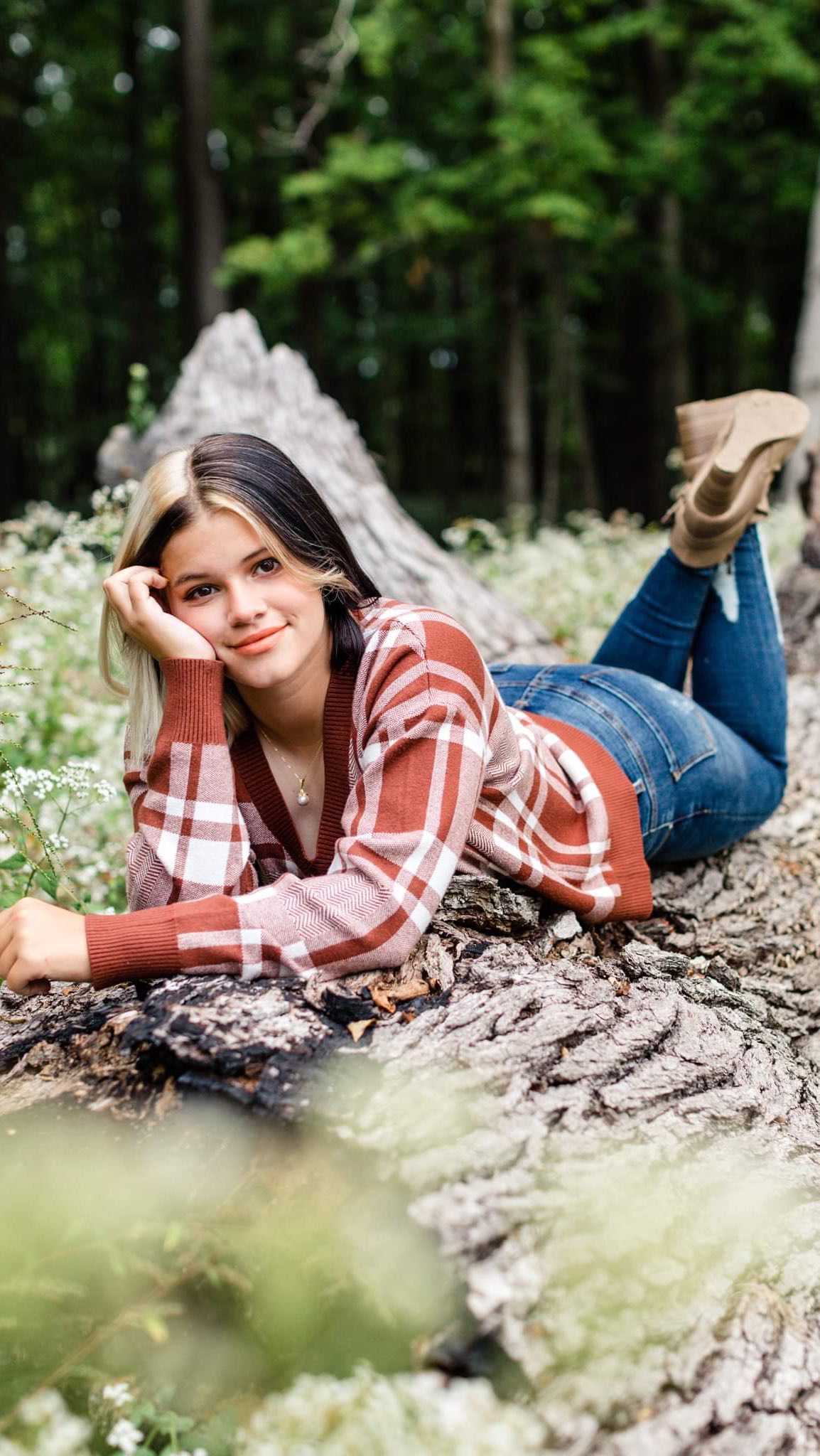 Sweata weatha. 🧡🍁
I was chanting to myself, “I will not decorate until the first of October, I will not decorate until the first…”
Whatcha know, I woke up this morning and put on my favorite oversized sweater and just…couldn’t help myself. 🍁😁
#nrs #nrsphoto #nrsphotography #danvilleillinoisphotographer #danvilleIL #vermilioncounty #kickapoostatepark #sweataweatha #itsfallyall #firstdayoffall2022 #seniorsundaybutonsaturday #highschoolseniorphotos #illinoisphotographer