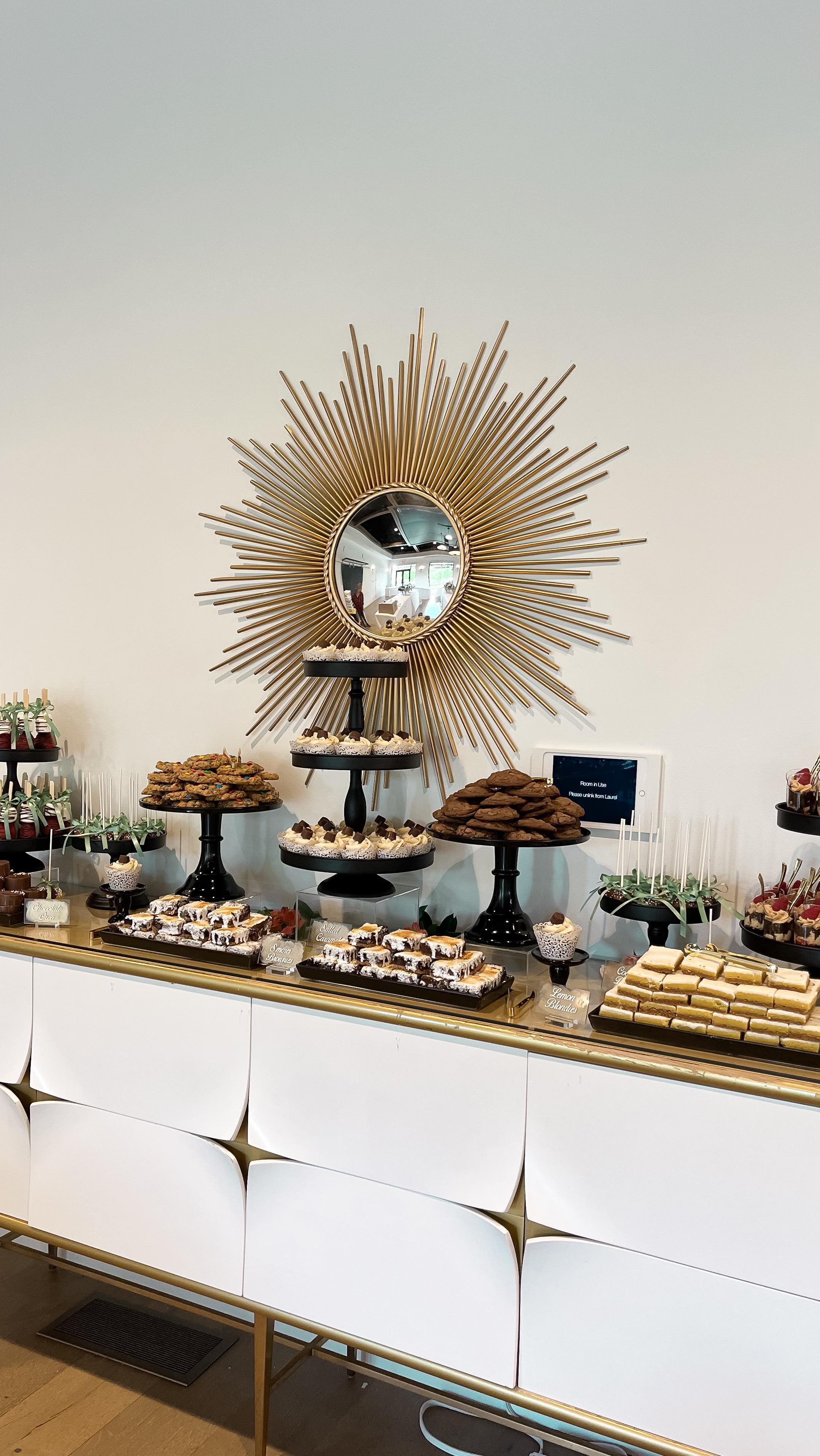 Celebrated Marisa & Dakota yesterday 😍 Congratulations you guys! So happy we were able to be a part of your day! @baypointeinn