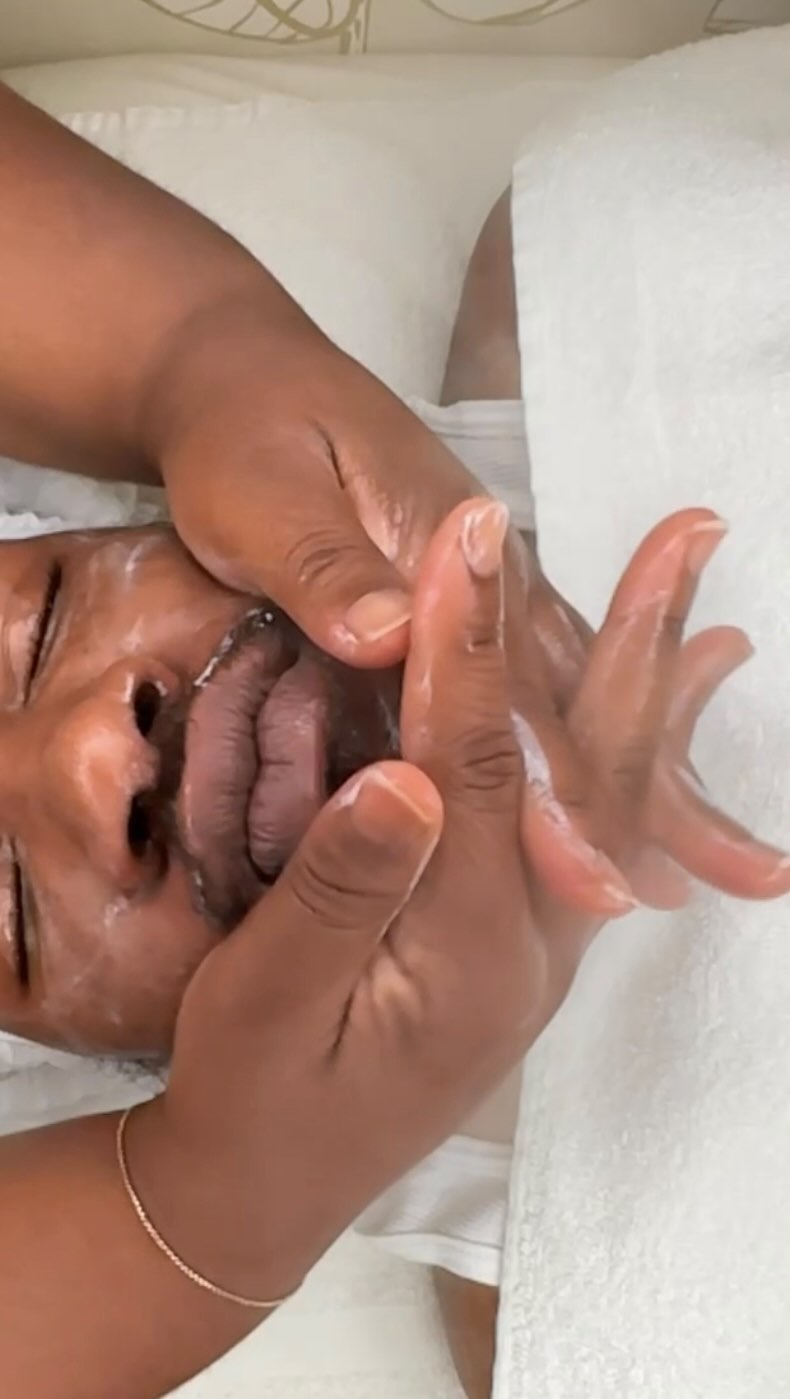 Skin care is often only associated with women but men, you need skin care too.
Your skin is the largest organ of the body and performs many important functions, so keeping it healthy, inside and out, is key.
The best skincare routine is one that you can commit to doing every morning and at night before bed. Not sure where to start? We can help.
Book your consultation today to learn more about what your skin needs and get help with a customized home care routine.
.
.
.
#nycfacials #nycesthetician #licensedesthetician #customizedfacials #mensskincare #sunscreen #healthyskincare #professionalskincare #correctiveskincare #blackesthetician