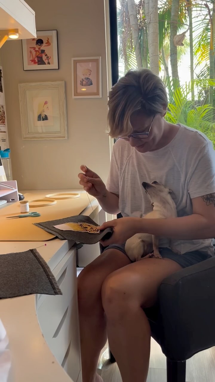 1 stitch = 1 kiss #chihuahuacoworker
Shout out to @nanlawson for my amazing wall art of three fictional characters who inspire me Imperator Furiosa, Brienne of Tarth and Luna Lovegood ❤️❤️❤️
.
.
.
#petportrait #petportraits #chihuahua #chihuahuasofinstagram #chihuahualove #handmade #etsypets