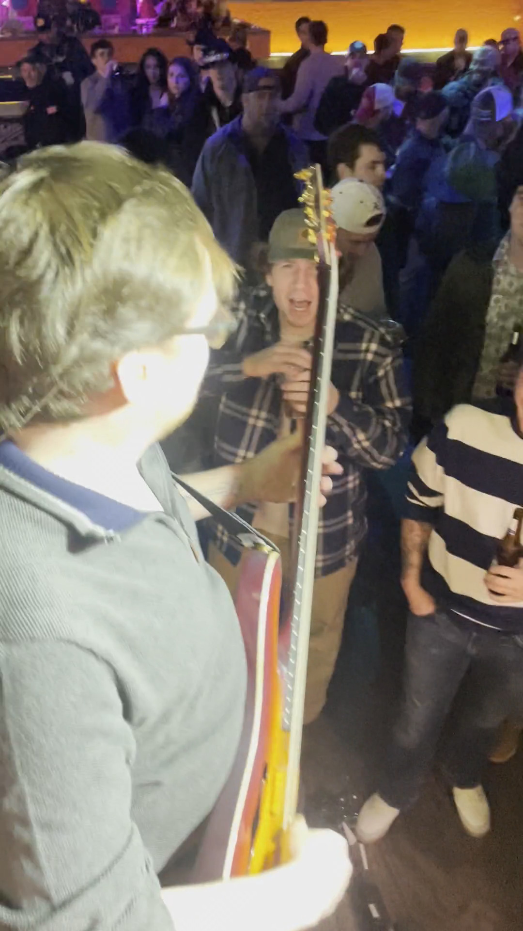 The one an only @tha_beanmachine13 in his natural habitat 🎸🎼🚨⛽️
#jamband #worthyofdawn #nashvillevibes #nashvillemusic #jamsession #bandvibes #groovemode #livemusiclovers #musicalmoments #instamusic #musicislife #christianjamband #bass #basssolo #hesfast #drums #guitar #NewYearsEve #nashville