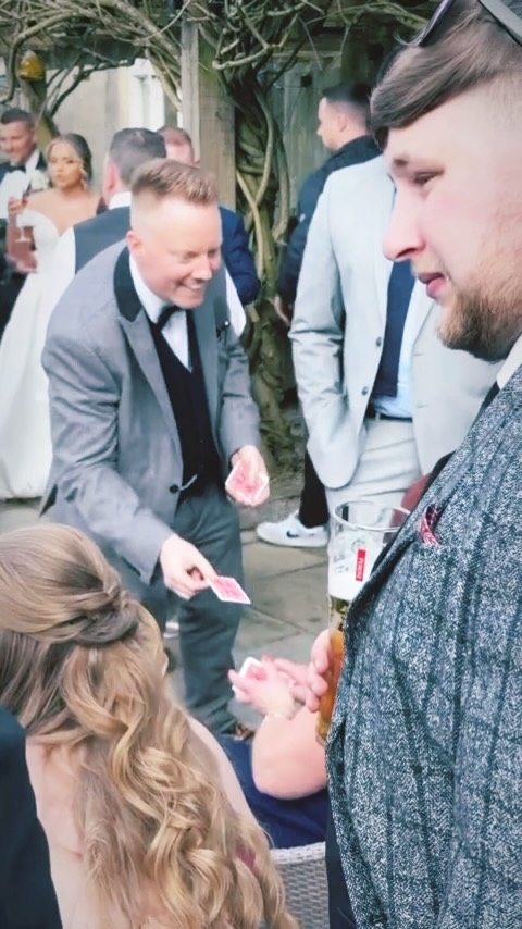 Your card appears again and again and again and again…
Thanks for capturing @bridesmaidbabe 🙏🏼