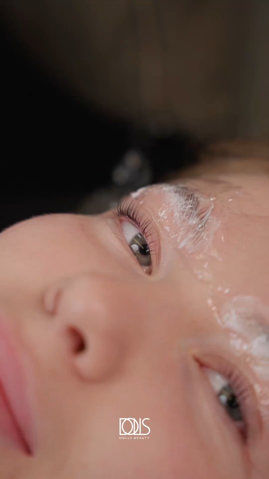 3..2..1.. And you will have perfect Lashes! 🤩
There are spaces for bookings still available 💌 don't miss out ✨️😊
#lashcurl #lashlamination #amstelveen #browlamination