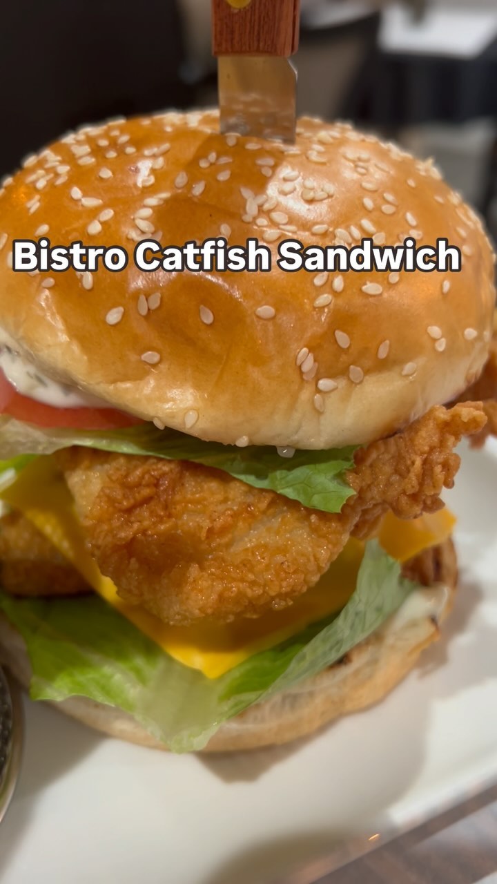 New Sandwich Alert 🚨 “Smoke’s Bistro Catfish Sandwich” It’s A Hit!!! 1225 E. 87th St. Chicago IL. Dine-in or Carry-out available. #smokesbistro #restaurant #chicago #bistro #food #foodie #delicious #catfish #sandwich #sandwiches #goodfood #goodvibes #lunch #dinner