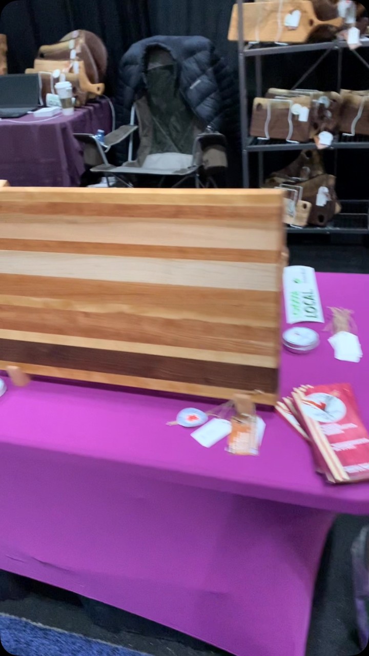 #nationalhomeshow #ontariowood #ontariomade #torontohomeshow #remax #toronto #handmade #falconswoodwork
