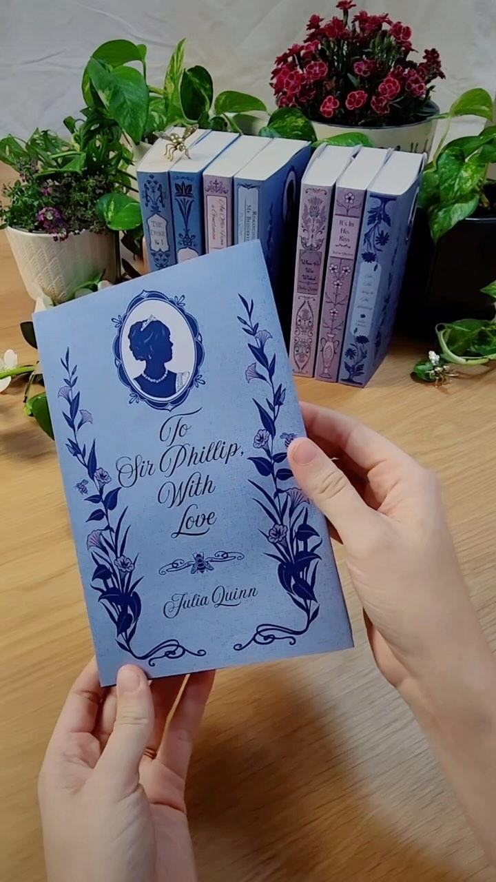 Eloise is our girl! We’re currently finalising two additional books for this series so that you can include The Happily Ever Afters & Queen Charlotte as part of your full vintage inspired set! These covers will be sold separately, so no need to wait to start your collection today! #bridgerton #books #bookstagram #dustjackets #prettybooks #bookshelves #eloisebridgerton #vintagebooks #aesthetics