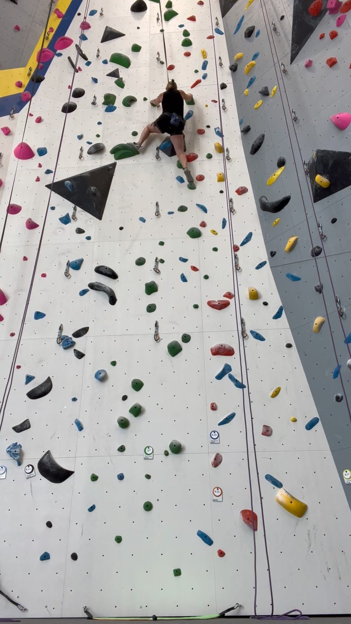 When you start consciously making choices that make you feel good, you feel free…
and when you feel free, you can’t help but feel good.
🤍✨🧗🏼♀️✌️
•
•
•
#odysseyclimbing #choosejoy #chooseyourhardwisely #climbingrocks #adventurenthusiasts #worklifeintegration #worklifebalancegoals #adventureseeker #womenwhoexplore #climbinggym #babystepstosuccess #failforward #womenwhoclimb
