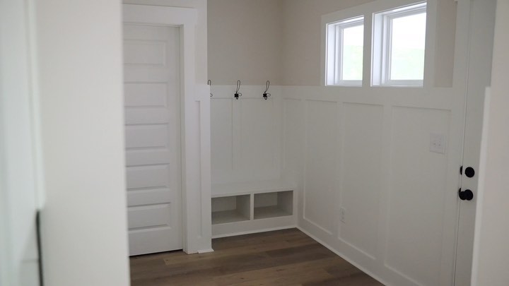 Farmhouse charm for the win on this one 🕊️