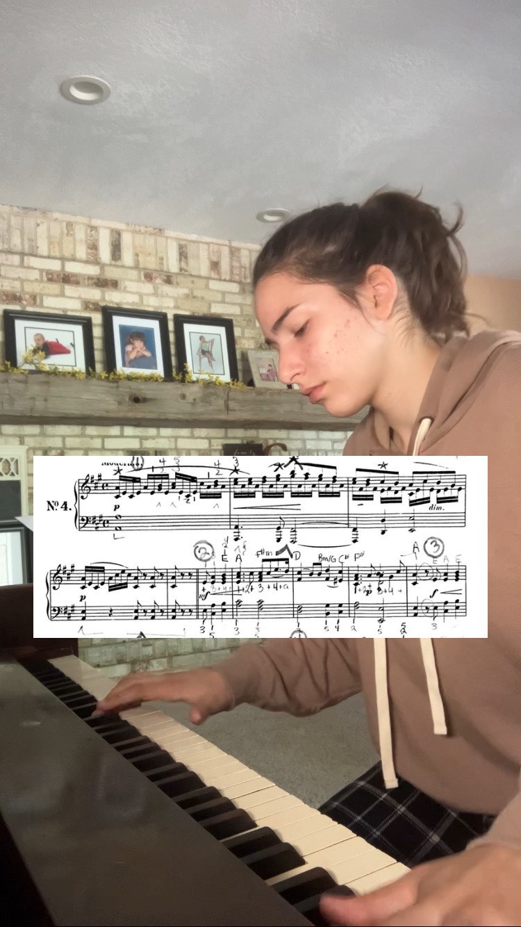 Song Without Words, Op. 19 No. 4 by Mendelssohn
I'm preparing to play this at my (high school) senior recital, and I'm super excited! ❤️🎹 I'm really working on bringing out the melody in this chunkier hymn-like piece.
Don't mind the old spinet I'm playing on. 😭 It's all I have to practice on until I start my studio in July! I'm so excited to practice on a newer piano.