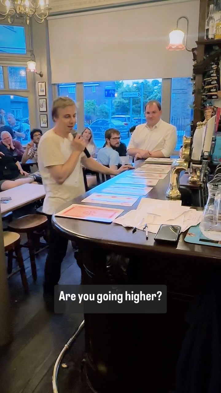 Quite a big moment 😬 Last card before £396 💷
And that's our quiz jackpot won! 🎉👏🏻
Still lots to play for next Wednesday, book now 😉
#quiz #pubquiz #royaloakborough #harveyspubs #questiononequiz #thingstodoinlondon #quizjackpot