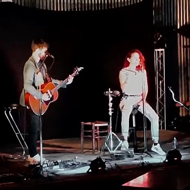 Un grand merci à toute l'équipe de FO K'O MUSS pour cette 1ère Dead LEAF en duo ! C'était top ! 🤘🏼🔥🍂💀
🎥 : @mathieuvivion
.
.
.
.
.
.
.
.
.
.
#tour #rock #bandofinstagram #blues #singergirl #morewomenonstage #groupe #concerts #festival #cafeconcert #pub #bar #tour #tournee #aizenay #fok'omusse #deadleafmusic #fuck