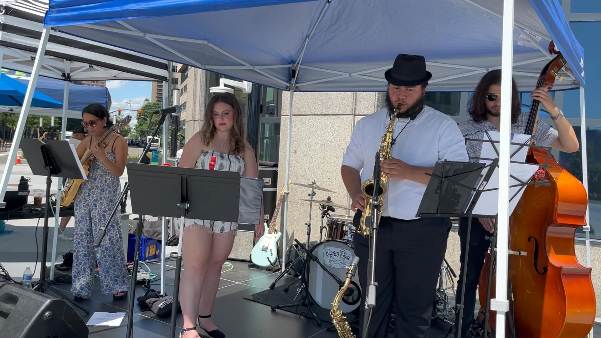 Summertime ☀️(that day was 100 degrees outside 🥴😂)
Sound Waves at Exchange Place 7.11
Mario Hernandez @saxendipity_official
Eliel Pepito @elielpepitv
Gabe Vega @gabevega18
Sparni
Thanks @rockitdocket for having me!