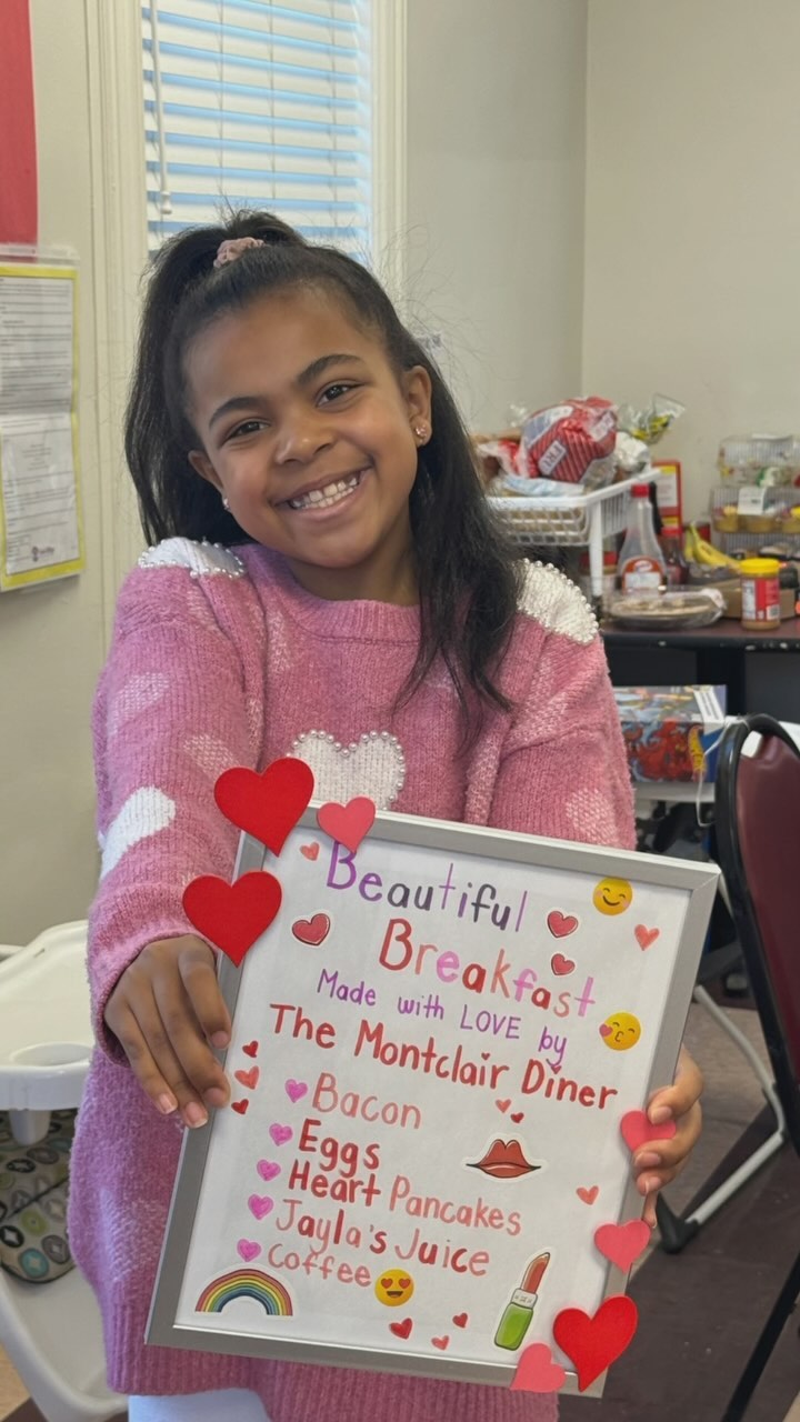 Project Beautiful was honored to host its first ever Valentine’s Day Beautiful Breakfast for the wonderful women and children of Hope Residence at @evasvillage In addition to the most delicious breakfast, catered by the one and only @montclairdiner, our mommy and me guests received Beautiful Bags with the most amazing goodies from @supergoop @bathandbodyworks @jonesroadbeauty @loccitane & @wetnwildbeauty, as well as toys and fun things! I had such a super fun time and I am so grateful for all of the generosity that made today possible! 💜💜💜💜💜