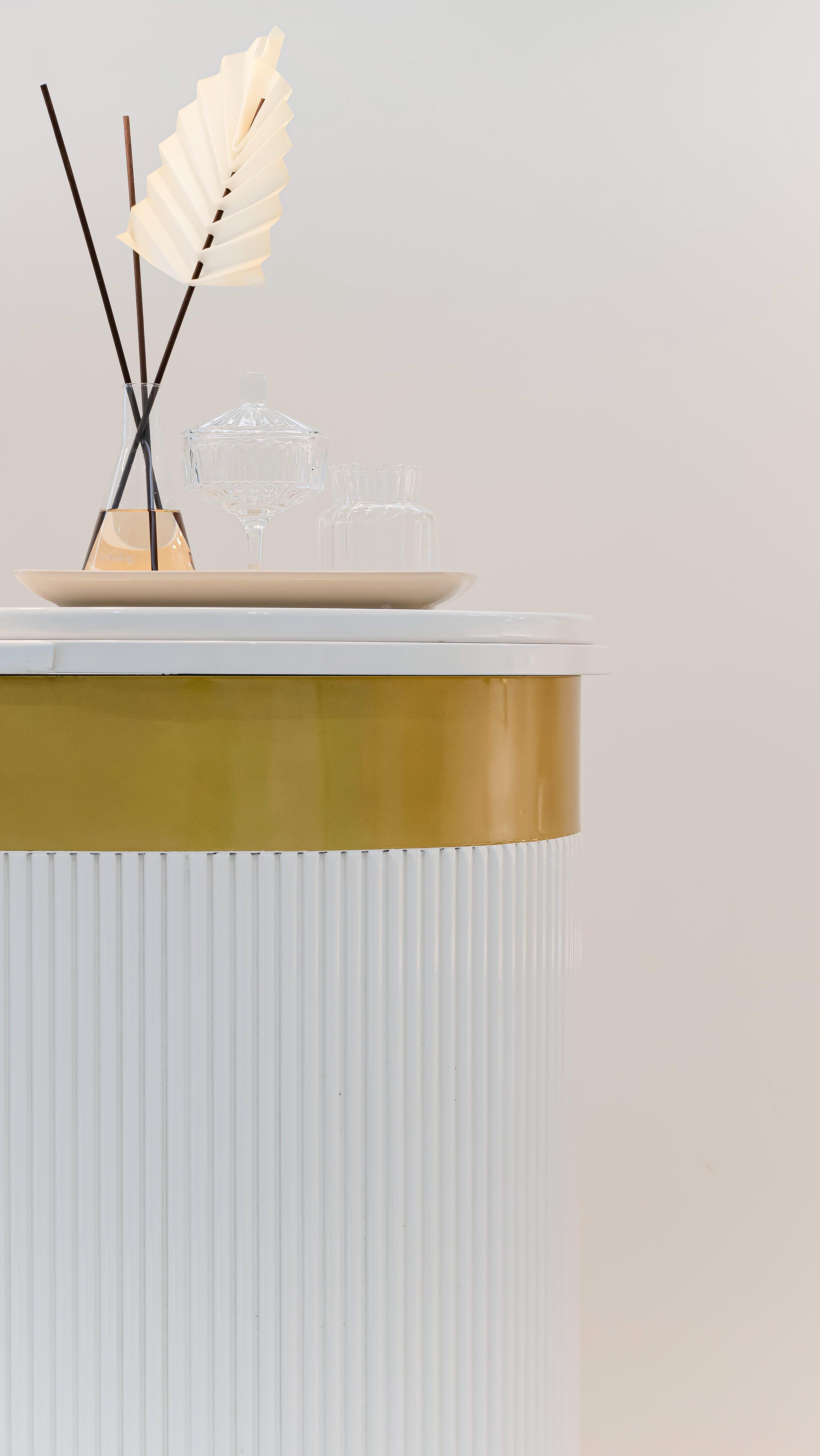 Furniture design is an integral part of our project. We love to work with our millworker and to see how our vision comes to life 🪄😍
#furnituredesigners #customemadeforyou #revealthevision #inthemaking❤️ #bldesign_studio #receptionareadesign #DesignTeam #creativemindsthinkalike