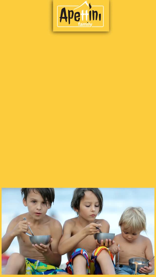 💖 Скъпи малки вдъхновители, 💖
Вие сте истинско съкровище! 🧒👧
🔹 Искате ли да знаете как вдъхновявате своите родители?
🔹 Как ги карате да приготвят с любов домашна храна всеки ден?
Ето как:
✨ С вашето любопитство и ентусиазъм
✨ С вашите въпроси и желания
✨ С вашата готовност да помагате в кухнята
Вие сте причината всяко хранене да бъде специално. Вие показвате на родителите си колко важно е да се грижим за себе си и за другите чрез добра храна. 🍲❤️
Благодаря ви, че сте наши вдъхновители! 🙏
#ВдъхновениРодители #ДомашнаХрана #ЛюбовВъвВсякаХап