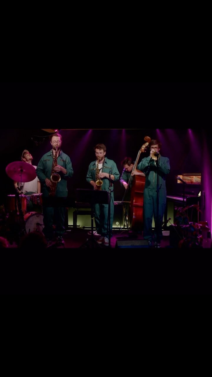 Freue mich auf zwei Konzerte mit Blossom diese Woche!
04/04 Kulturcafé der @elbphilharmonie
07/04 @bflatberlin
Kommt gerne vorbei 🥳
@fabian_.adams
@lukas.c.diller
@marcusdelevine
Tim Gerwien
#blossom #elbphilharmonie #kulturcafé #hamburg #bflatberlin #solastalgia #instrumental